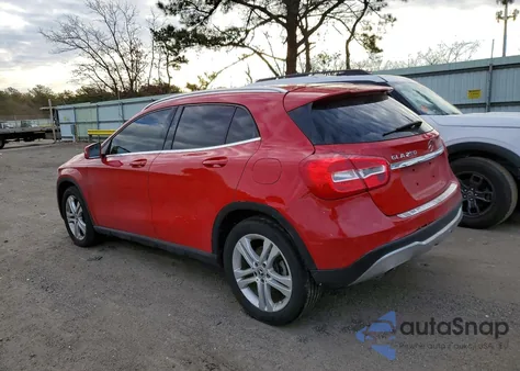 2018 Mercedes-Benz Gla 250 z USA, uszkodzony, nr VIN WDCTG4EB3JJ473486